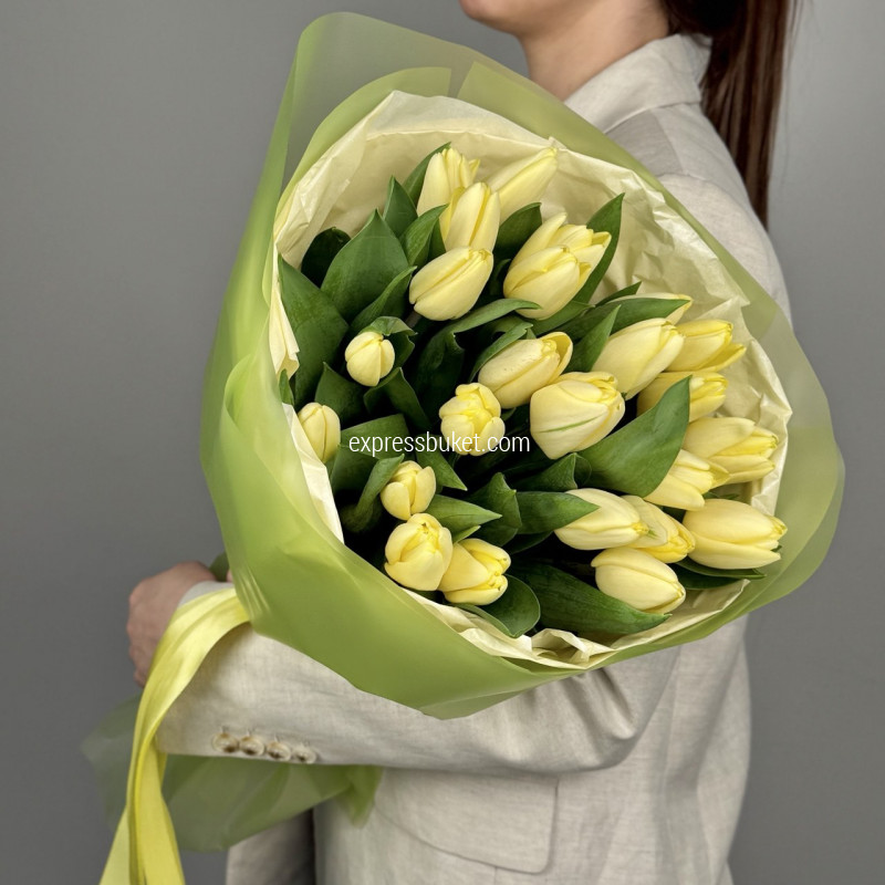 Желтый букет из тюльпанов, 21шт